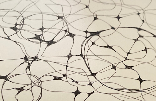 Kunsttherapeutische Zeichnung mit abstrakten Linien und Verbindungen, verwendet von Hebamme Romy Leuteritz zur emotionalen Begleitung in Zwickau